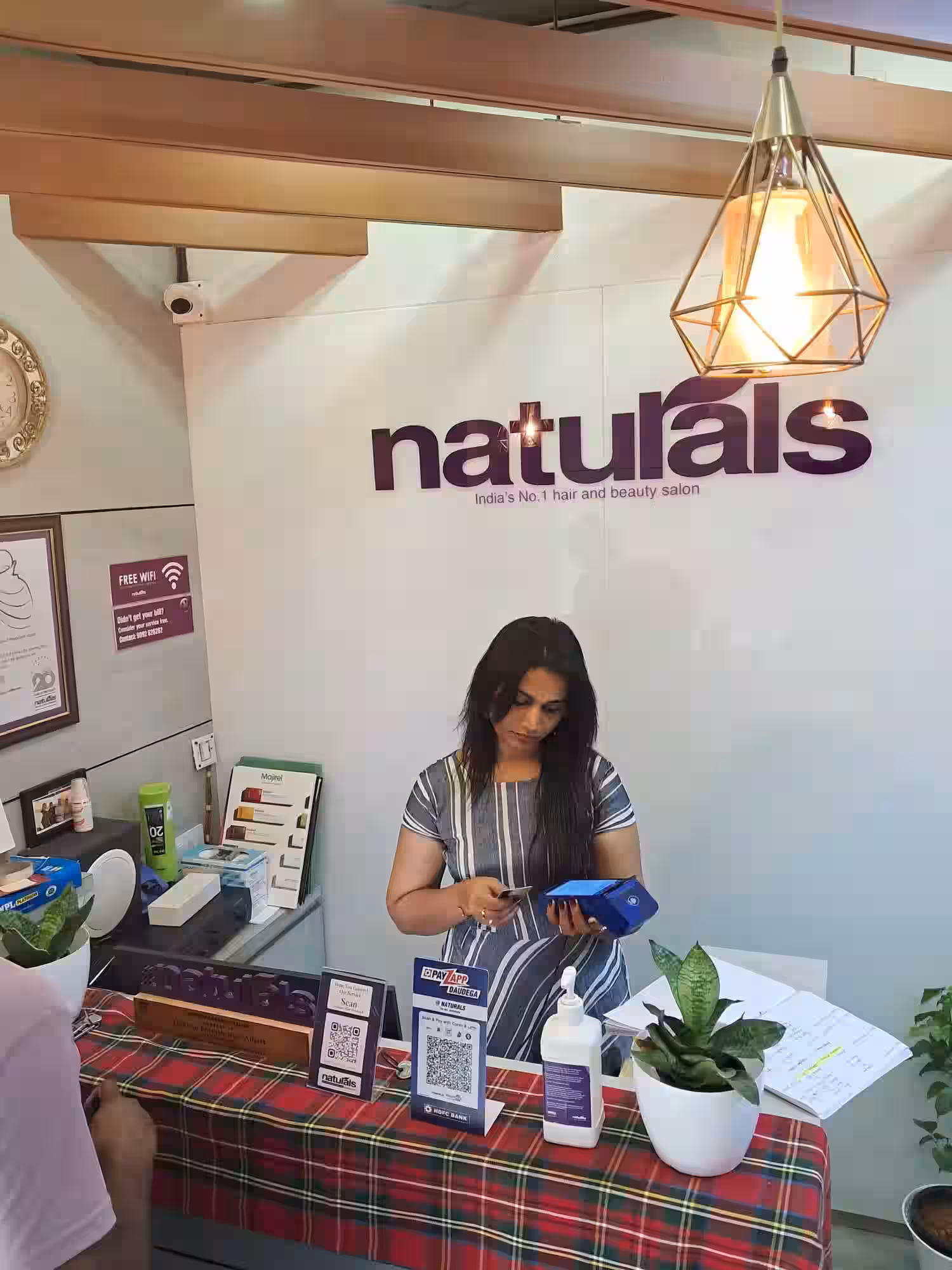 Naturals Salon & Spa
